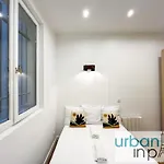 Urban Flat 35 - 2 Bedroom Grands Boulevards شقة