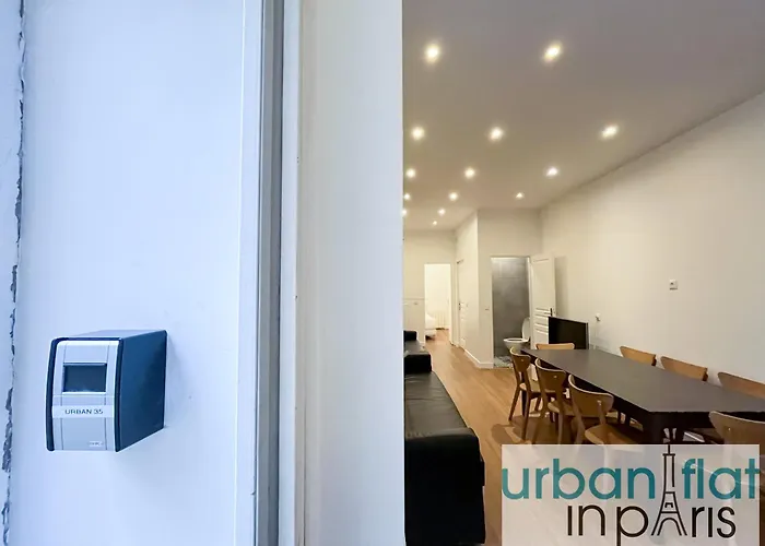 Urban Flat 35 - 2 Bedroom Grands Boulevards