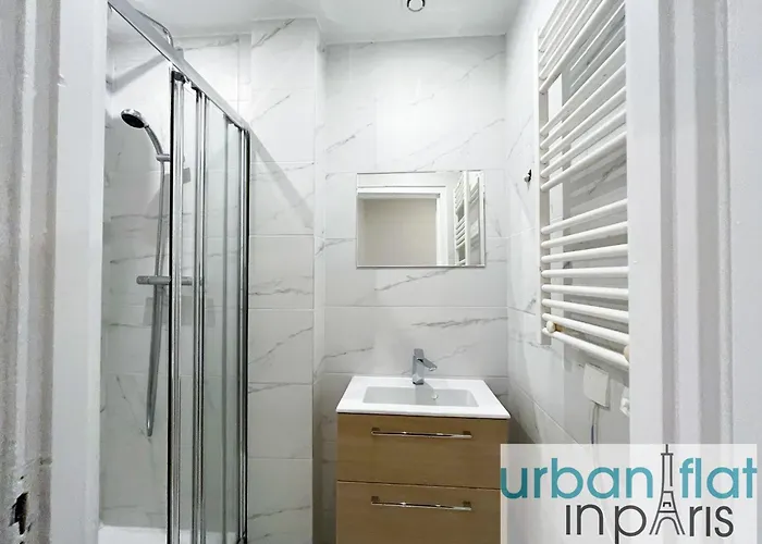 아파트 Urban Flat 35 - 2 Bedroom Grands Boulevards *