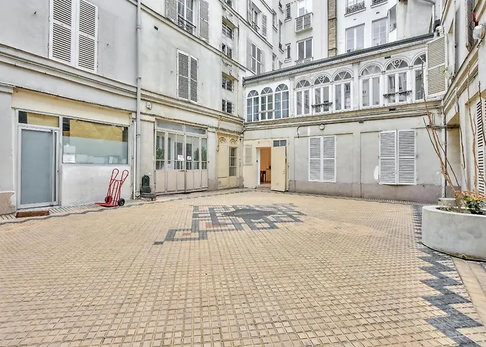 아파트 Urban Flat 35 - 2 Bedroom Grands Boulevards 파리